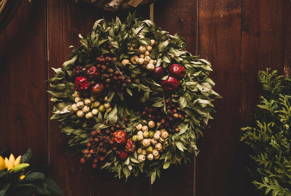 Autumn Berry and Oak Leaf Wreath