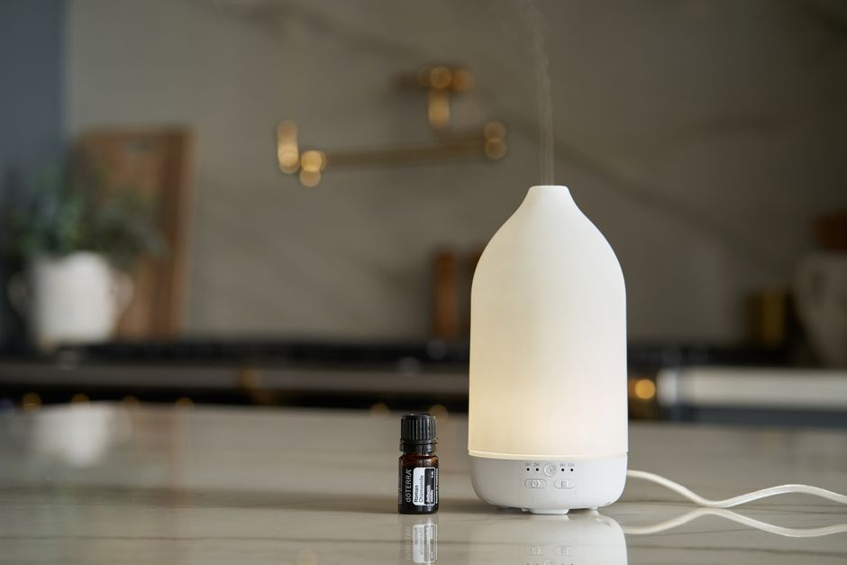 Ceramic Diffuser with Relaxing Essential Oils