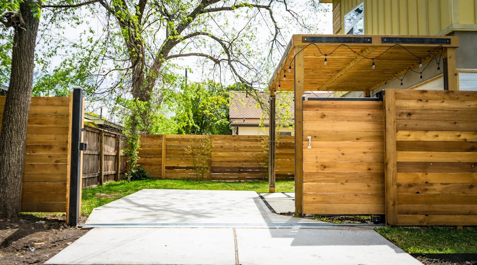Classic Wood Pergola Style Overhang