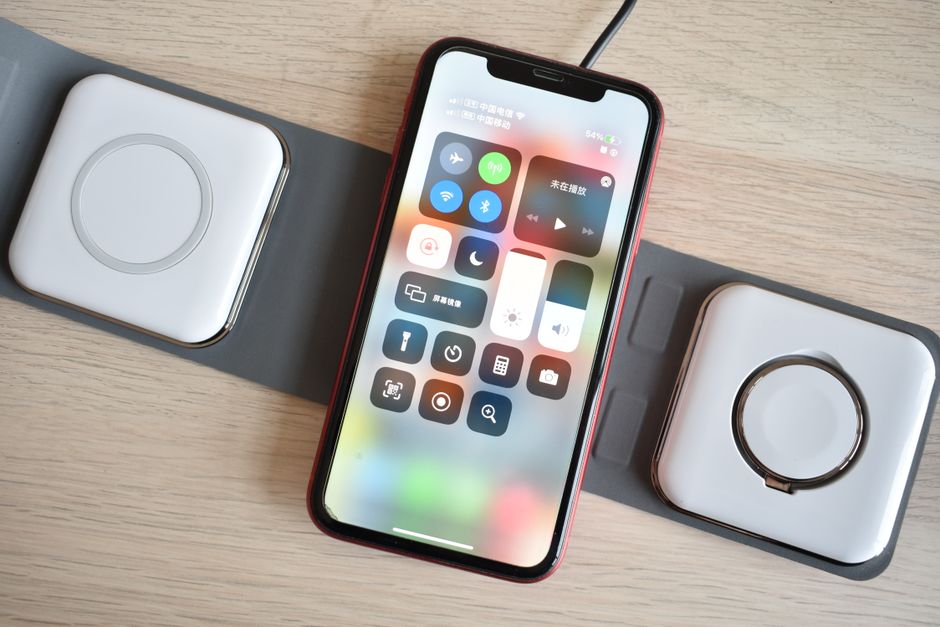 Cordless Charging Station with USB Ports
