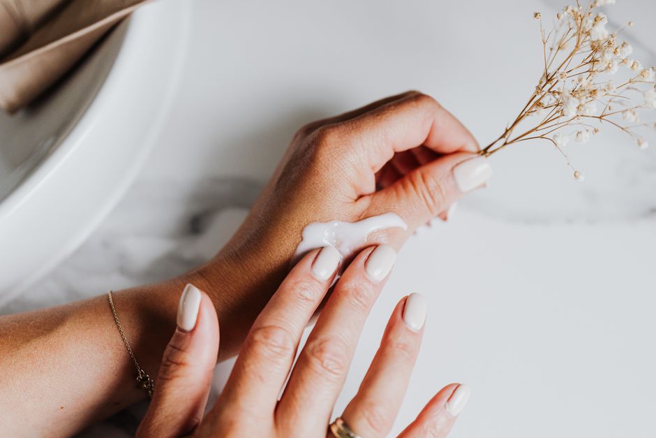 Creamy Off-White Polish