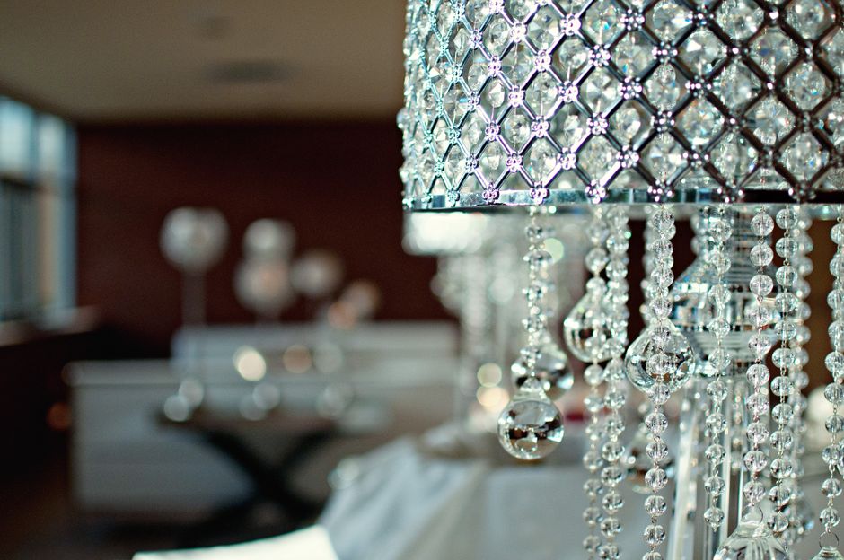 12 Bling Ideas to Add Sparkle and Cozy Glam to Your Home in 2026