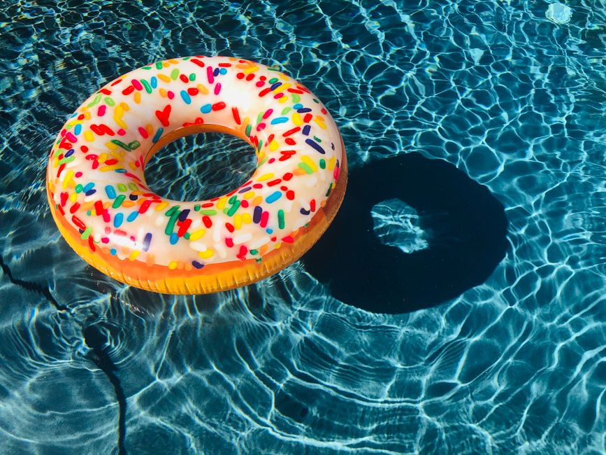 Freestanding PVC Float Organizer