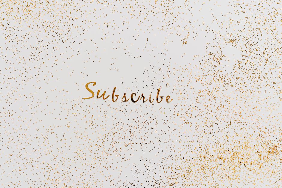 Gold Glitter and Gemstone Plate