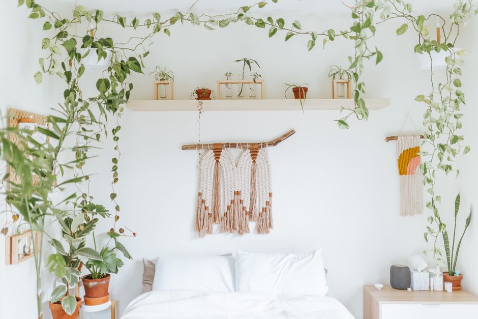 Hanging Macrame Floating Shelf