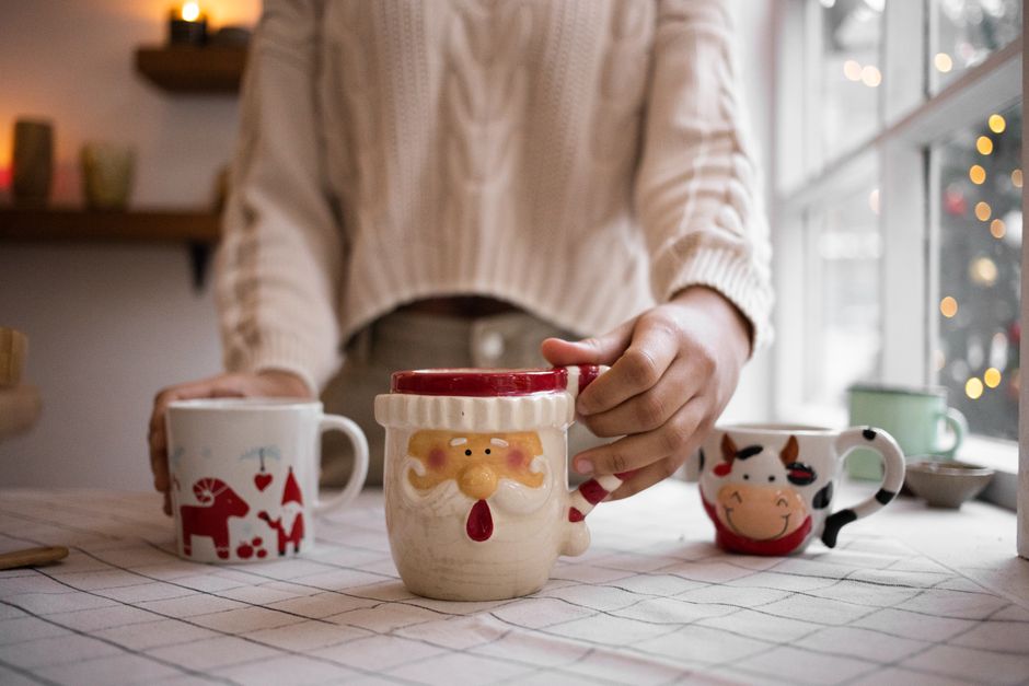 Holiday Themed Ceramic Mug Set