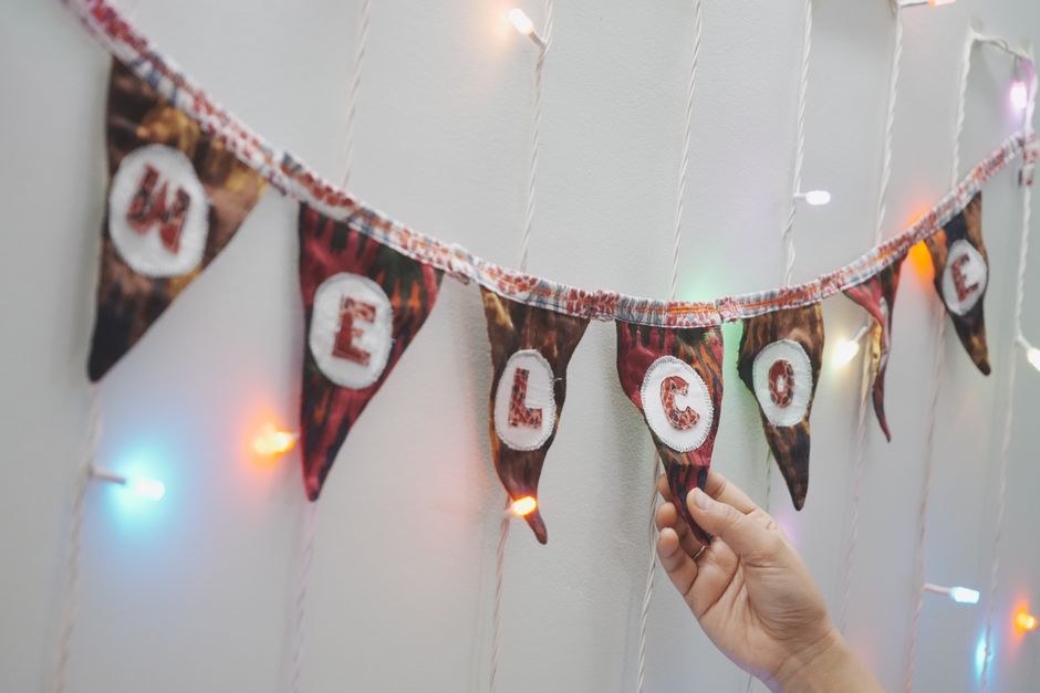 LED Light-Up Letter Banner