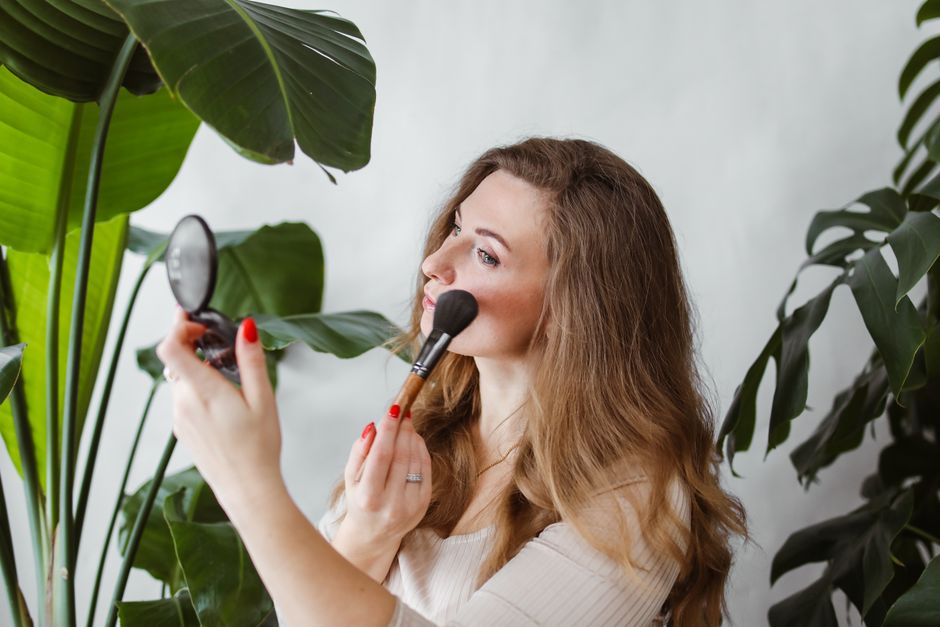 Long-Lasting Liquid Blush