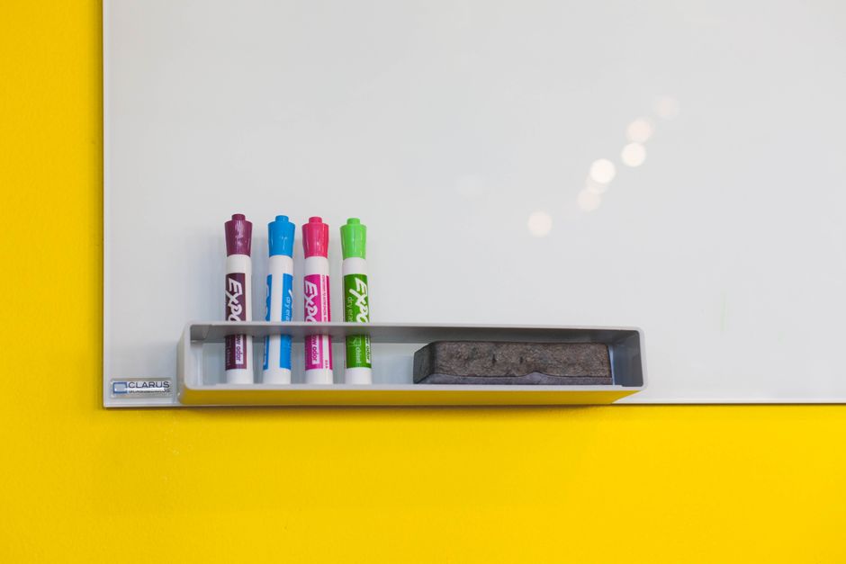 Magnetic Dry Erase Board with Colorful Markers