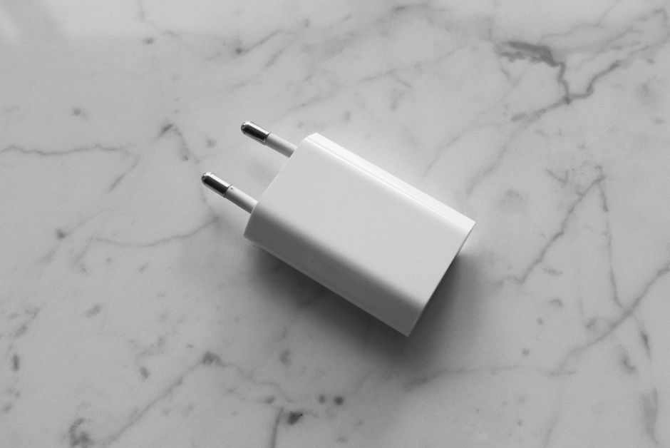 Marble and Gold Foil Wireless Charger