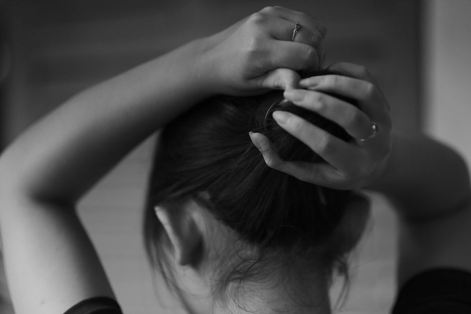 Mini Jaw Clips Half-Up Space Buns