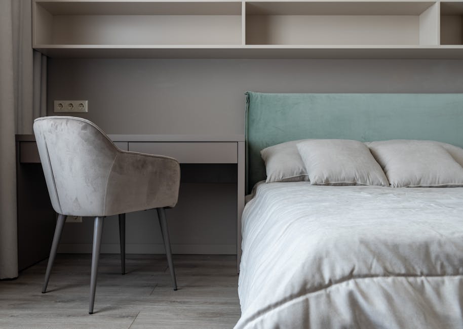 Murphy Bed with Built-In Desk