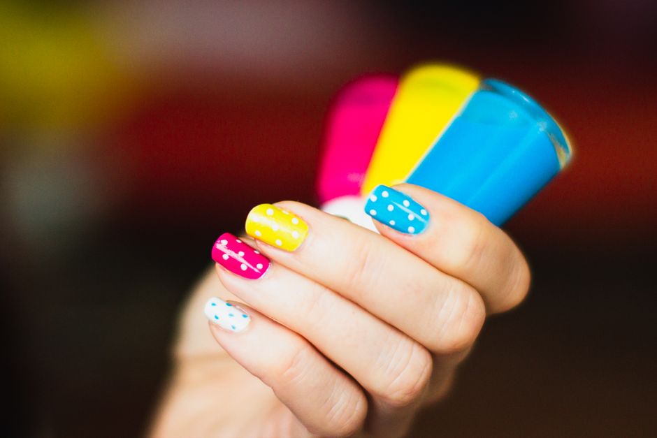 Pastel Polka Dot Nails