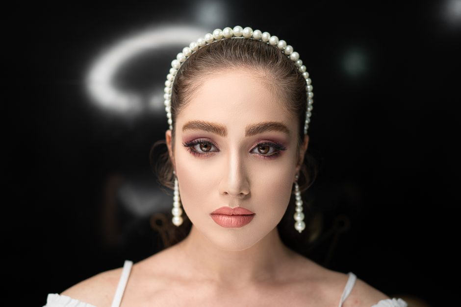 15 Chic Headbands Hairstyles to Try in 2026
