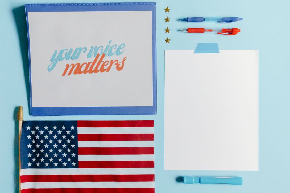 Red, White, and Blue Dot Marker Set