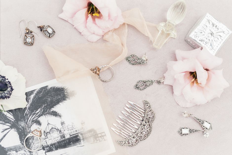 15 Bedazzled Light Switch Cover Ideas That Make a Rental Feel Glam