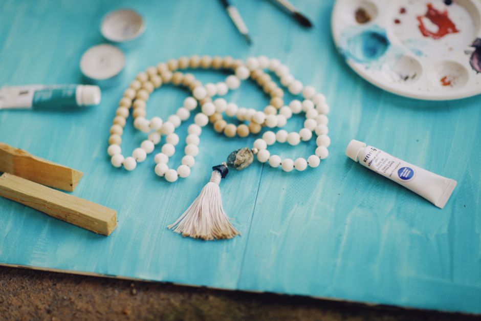Unfinished Wood Bead Garland Kit